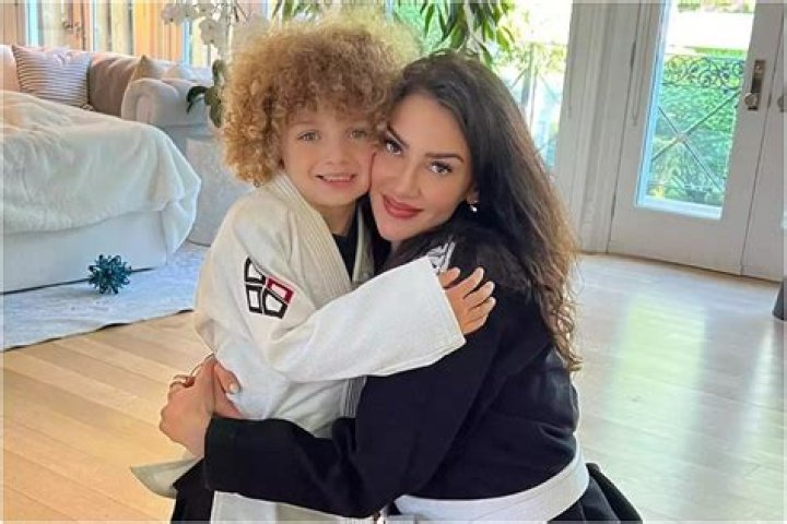 Sophie Brussaux son Sophie Brussaux son