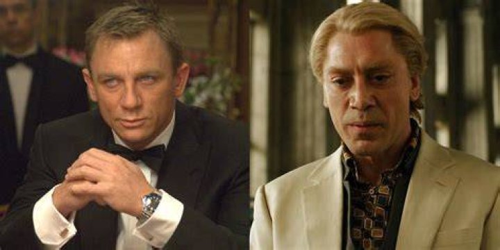 Split image of Daniel Craig, Judi Dench, Sean Connery, & Desmond Llewelyn in the James Bond films.
