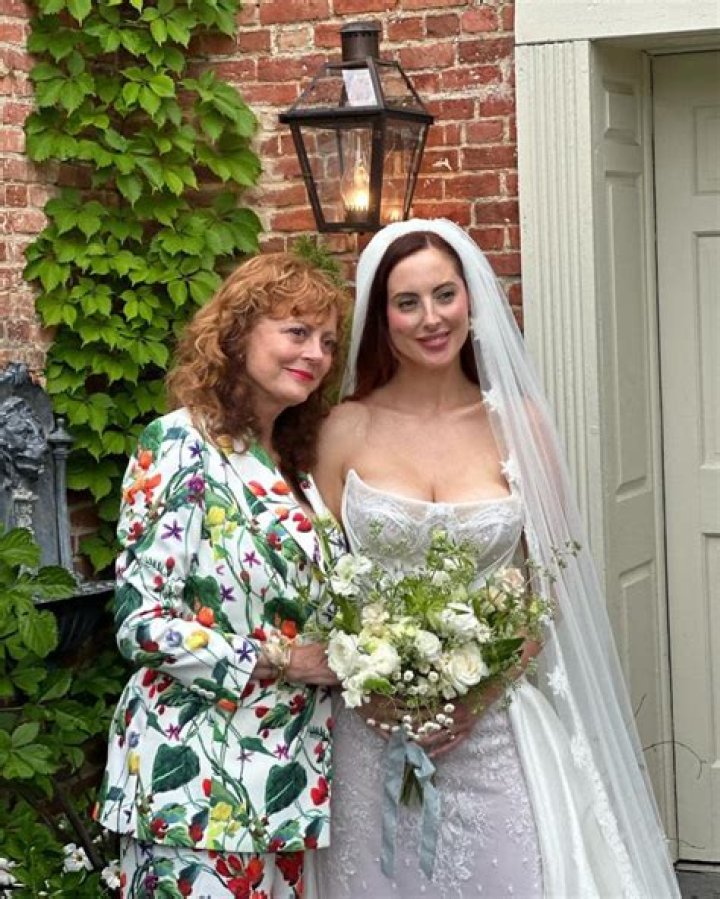 Susan Sarandon as Valerie in The Princess Bride