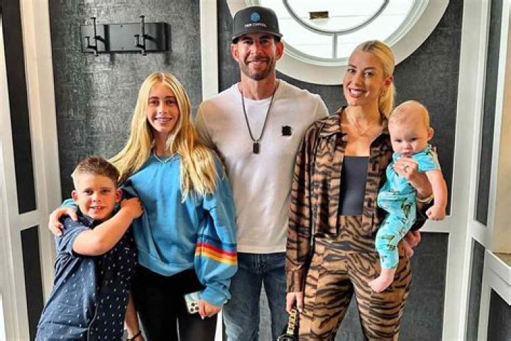 Tarek El Moussa Says Daughter Taylor Is Following In Her Parents' Footsteps