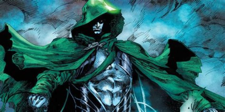 The Lamest DC Superhero Costume Finally Gets Called Out