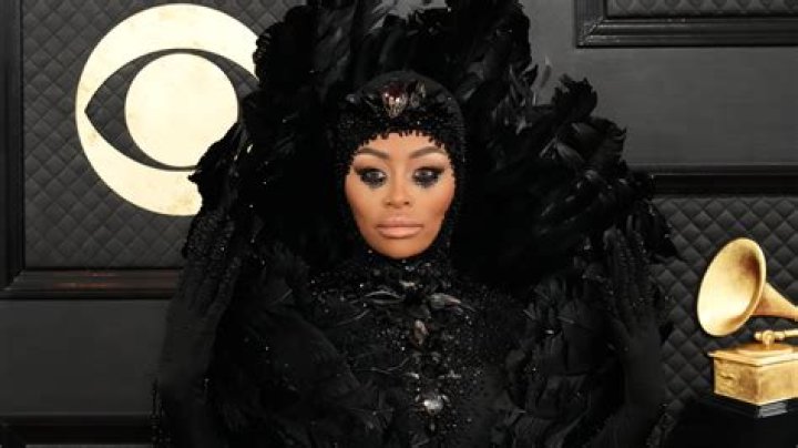 The Worst-Dressed Celebs Of 2023