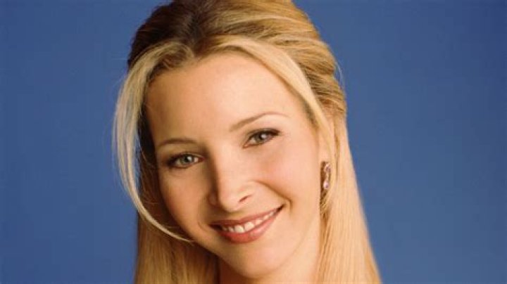 This Is The Exact Lip Color Phoebe Wore On Friends