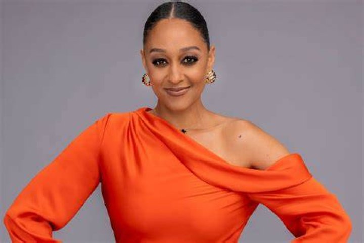Tia Mowry's age