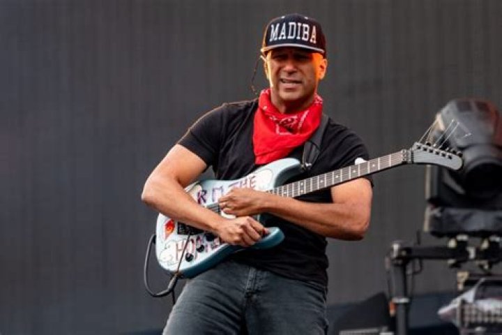 Tom Morello weight