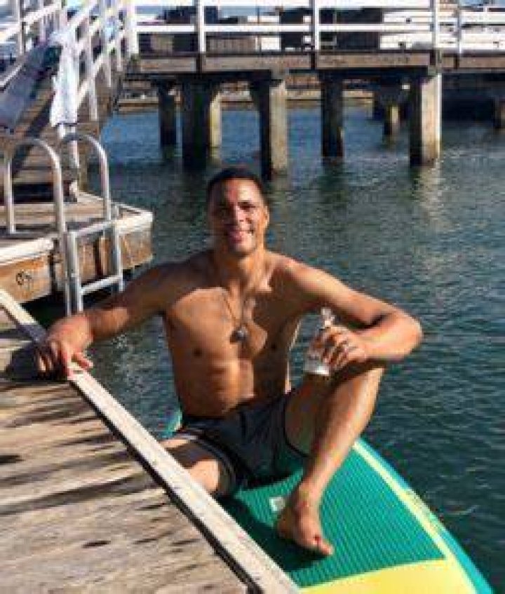 Tony Gonzalez net worth