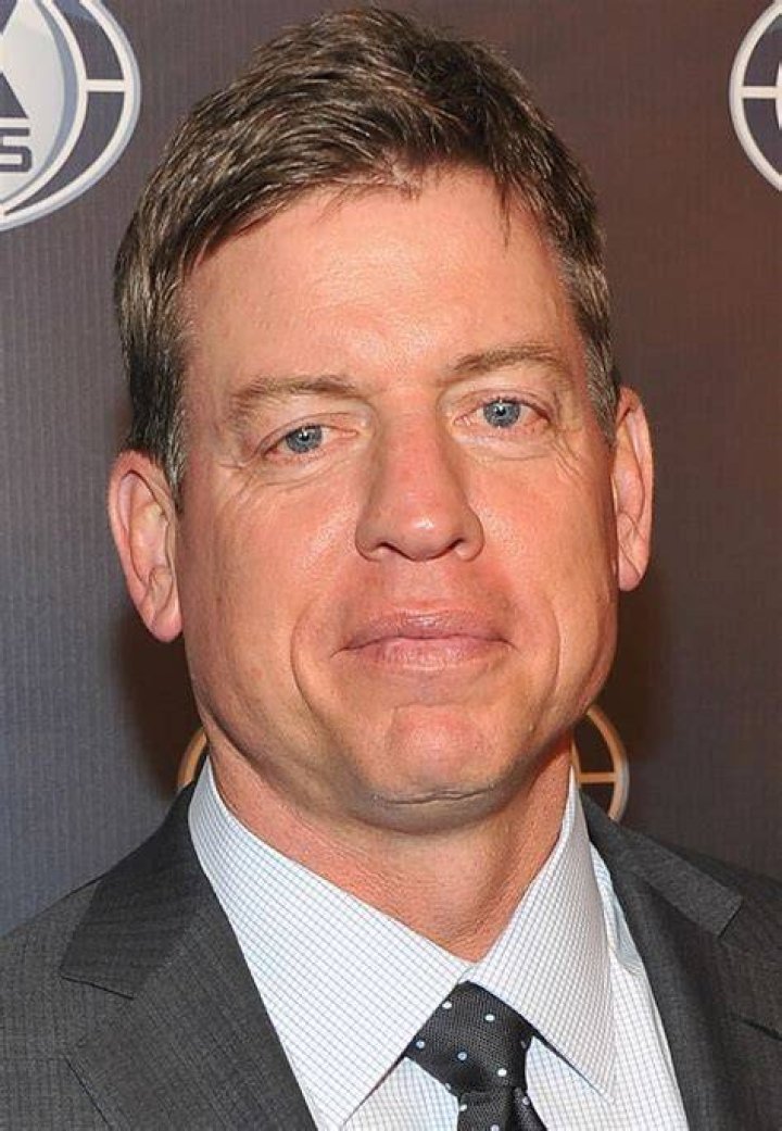 Troy Aikman age