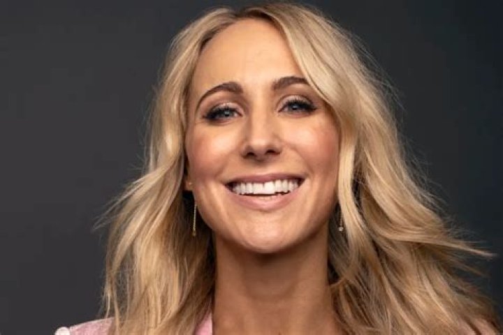 What happened to Nikki Glaser and Chris?