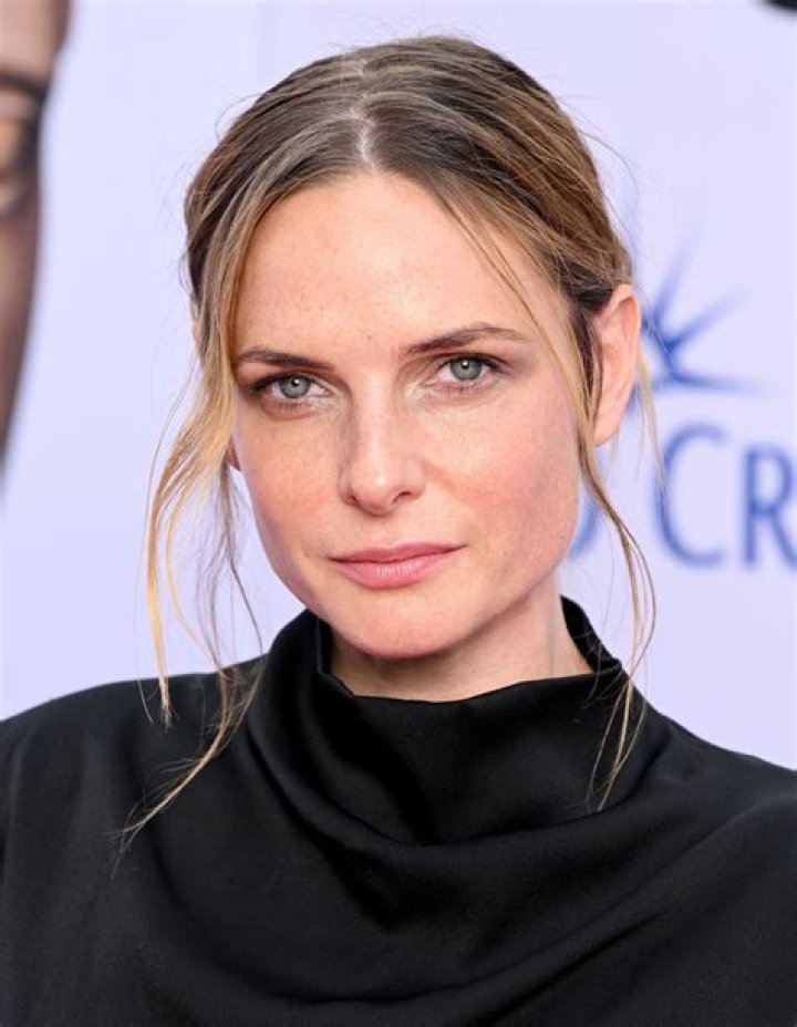 Who is Canadian Actress Rebecca Dalton? Her Age, Height & More