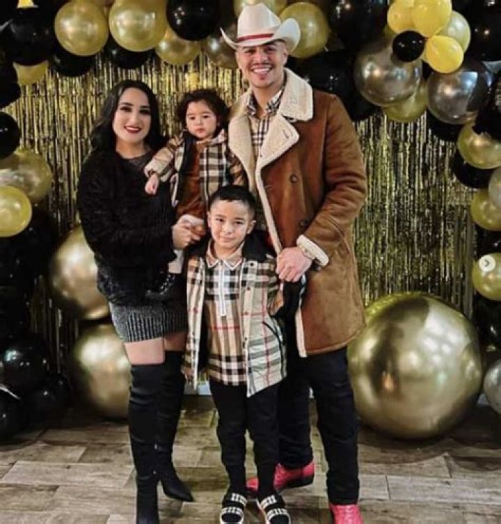 Who is Eduin Cazares? Age, wife, brother, height, profiles, net worth Who is Eduin Cazares? Age, wife, brother, height, profiles, net worth