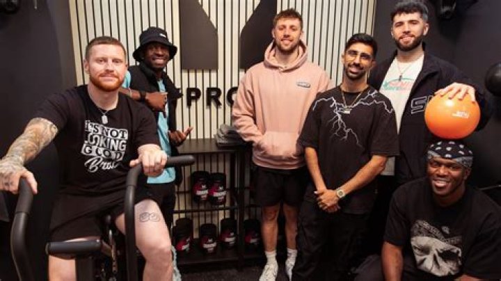 Who is Lauren from sidemen? Who is Lauren from sidemen?