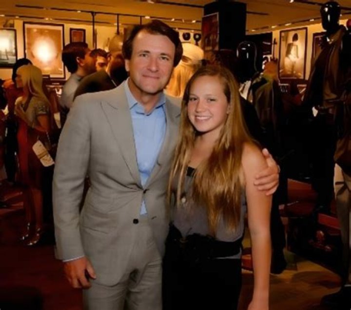 Who is Skye Herjavec [Robert Herjavec daughter]?
