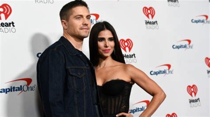 Why Real-Life Hallmark Pair Eric Winter And Roselyn Sanchez Dove Into Podcasting