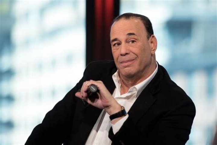 wiki-bio, net worth, age, married?, family, career, facts.