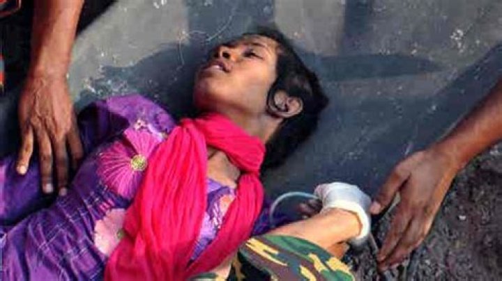 Woman Rescued in Bangladesh Rubble 17 Days After Collapse The New