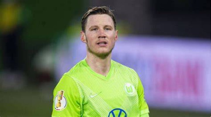 Wout Weghorst Age, Bio, Height, Net Worth, Affairs